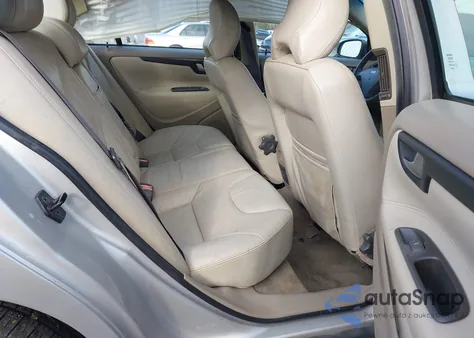 2001 Volvo S60 2.4 из США, поврежденный, VIN YV1RS61R112030674